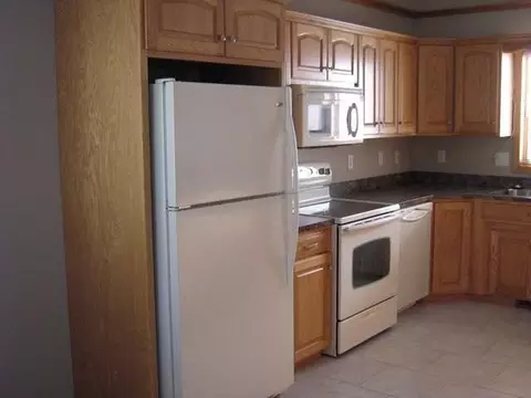 3524 Viewpoint Dr, Bismarck, ND 58503 photo 6