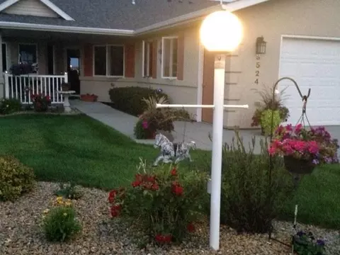 3524 Viewpoint Dr, Bismarck, ND 58503 photo 3