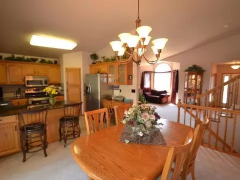 4702 Pintail Loop SE, Mandan, ND 58554 photo 5