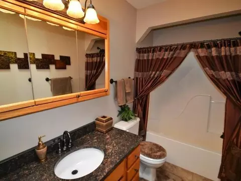 4702 Pintail Loop SE, Mandan, ND 58554 photo 10