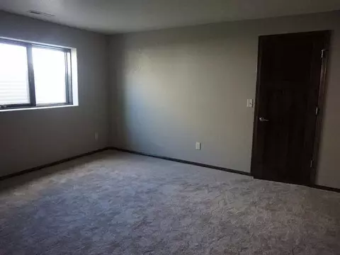 904 Baffin Lp, Bismarck, ND 58503 photo 19