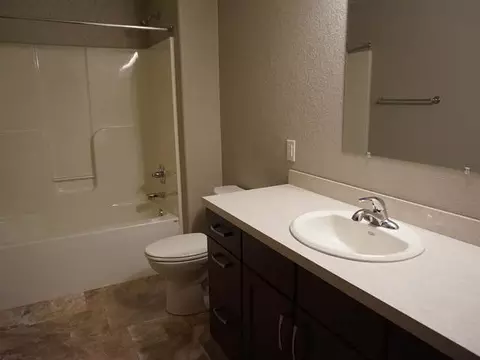 904 Baffin Lp, Bismarck, ND 58503 photo 18
