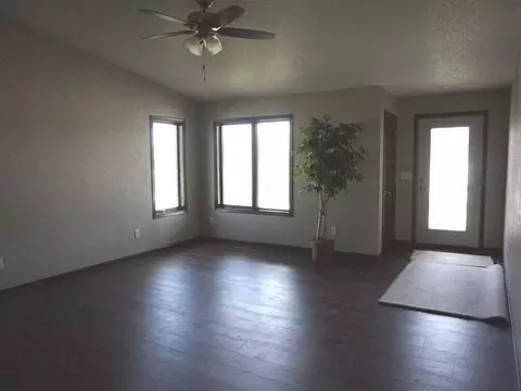904 Baffin Lp, Bismarck, ND 58503 photo 11