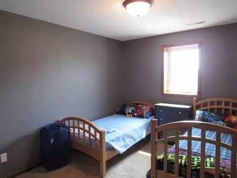 806 Calvert Dr, Bismarck, ND 58503 photo 39