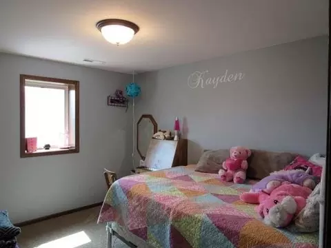 806 Calvert Dr, Bismarck, ND 58503 photo 37