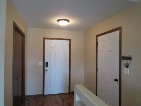 806 Calvert Dr, Bismarck, ND 58503 photo 7