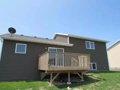 806 Calvert Dr, Bismarck, ND 58503 photo 43