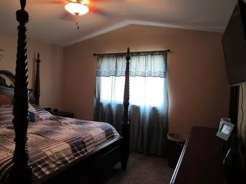 806 Calvert Dr, Bismarck, ND 58503 photo 17