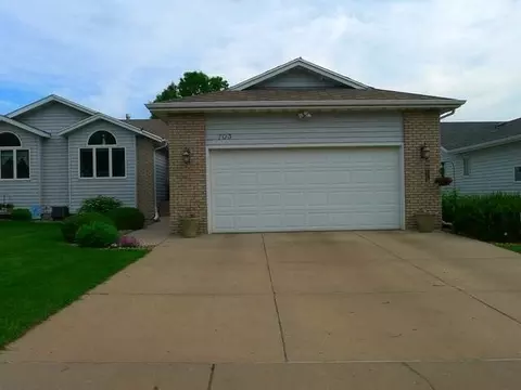 703 Interstate Ave W, Bismarck, ND 58503 photo 1