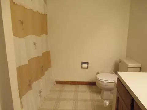 2873 Warwick Lp # -A, Bismarck, ND 58504 photo 6