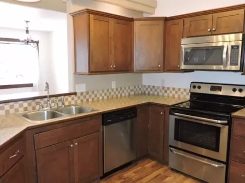 602 25th St SE, Mandan, ND 58554 photo 5