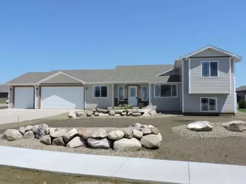 602 25th St SE, Mandan, ND 58554 photo 12