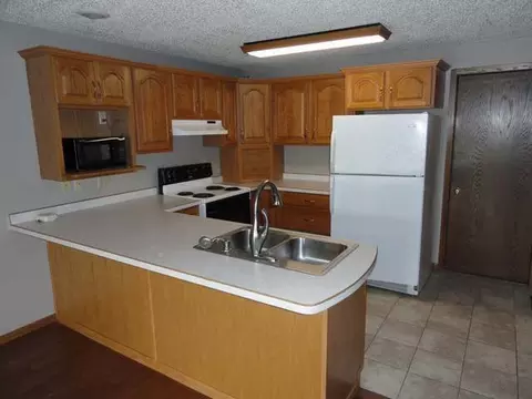 401 Apollo Ave W, Bismarck, ND 58503 photo 6