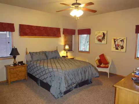 307 Baker Pl, Bismarck, ND 58504 photo 16