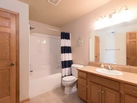 4601 Boulder Ridge Rd, Bismarck, ND 58503 photo 11