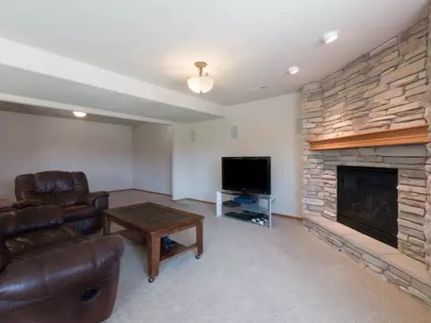 4601 Boulder Ridge Rd, Bismarck, ND 58503 photo 12