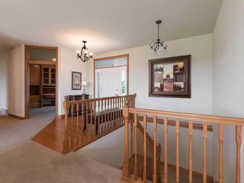 4601 Boulder Ridge Rd, Bismarck, ND 58503 photo 2