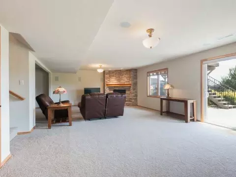 4601 Boulder Ridge Rd, Bismarck, ND 58503 photo 13