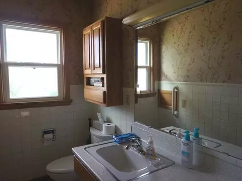 726 Custer Dr, Mandan, ND 58554 photo 8