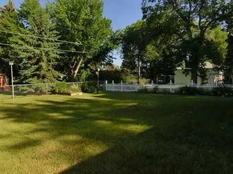 1304 Mohawk St, Bismarck, ND 58501 photo 13