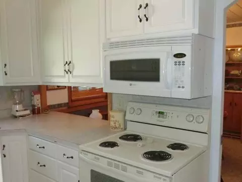 1304 Mohawk St, Bismarck, ND 58501 photo 7