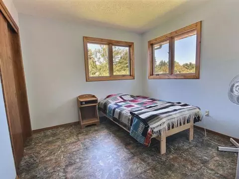 1143 Coulee Rd E, Bismarck, ND 58501 photo 16