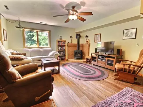 1143 Coulee Rd E, Bismarck, ND 58501 photo 9