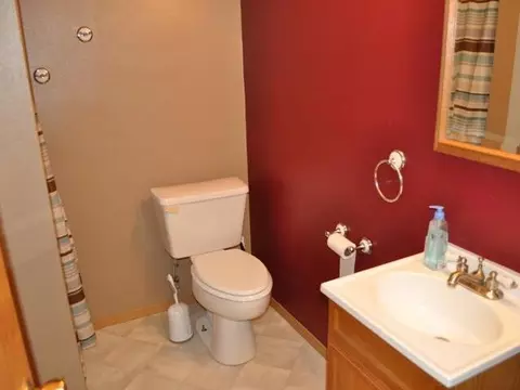 1412 E Avenue Ave E, Bismarck, ND 58501 photo 22