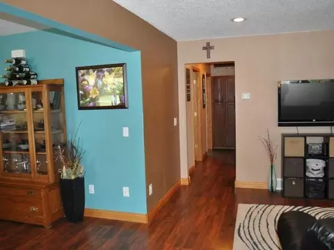 1412 E Avenue Ave E, Bismarck, ND 58501 photo 8