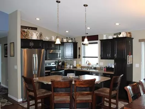 7108 Derek Dr, Bismarck, ND 58504 photo 9
