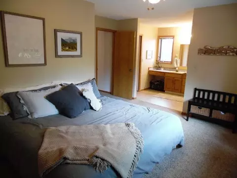 2425 Jackson Ave, Bismarck, ND 58501 photo 6