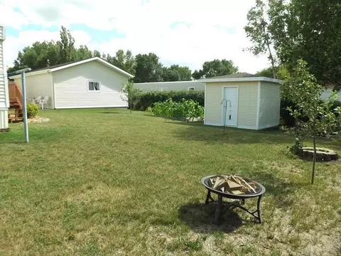 4300 Lasalle Dr NW, Mandan, ND 58554 photo 4