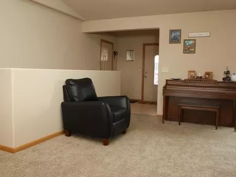 3441 Crocus Ave, Bismarck, ND 58501 photo 3