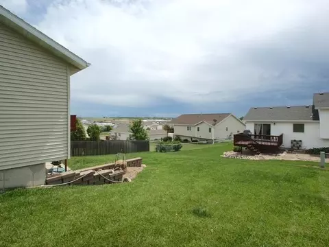 3441 Crocus Ave, Bismarck, ND 58501 photo 28