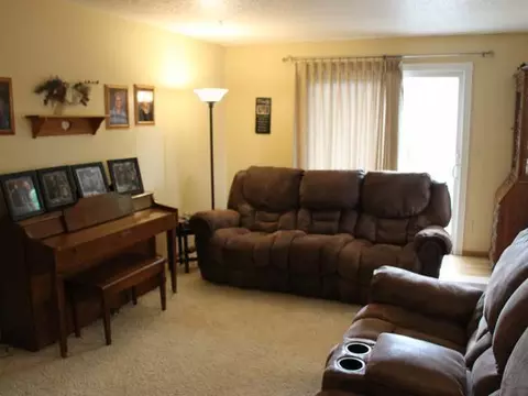 3605 Regent Dr E, Bismarck, ND 58504 photo 5