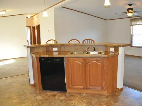 3906 N Valley Lp, Bismarck, ND 58501 photo 5