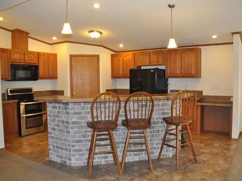 3906 N Valley Lp, Bismarck, ND 58501 photo 2
