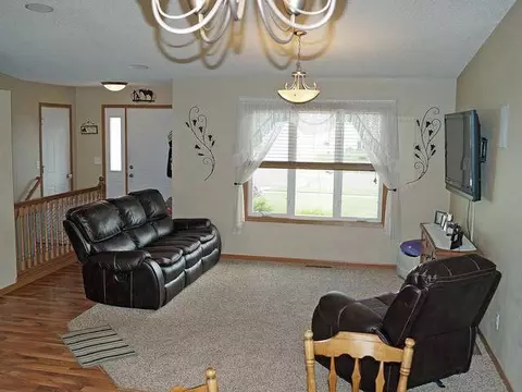 4507 Calgary Ave E, Bismarck, ND 58503 photo 13