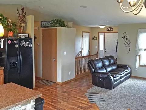 4507 Calgary Ave E, Bismarck, ND 58503 photo 7