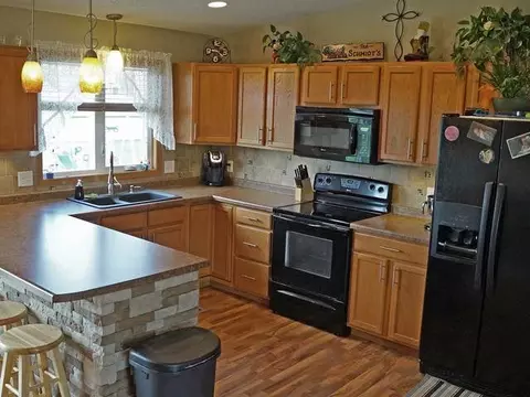 4507 Calgary Ave E, Bismarck, ND 58503 photo 8