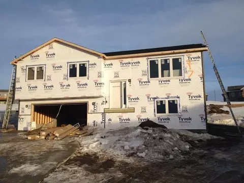 517 Fields Ct, Mandan, ND 58554 photo 1