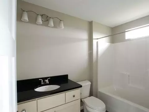 517 Fields Ct, Mandan, ND 58554 photo 10