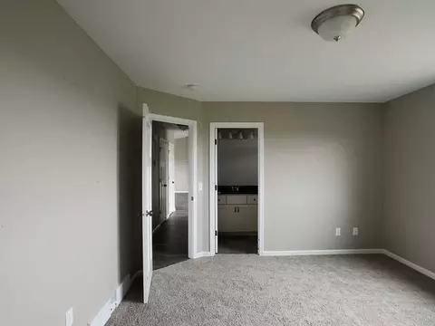 517 Fields Ct, Mandan, ND 58554 photo 12