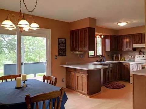6620 Eric Ave, Bismarck, ND 58504 photo 18