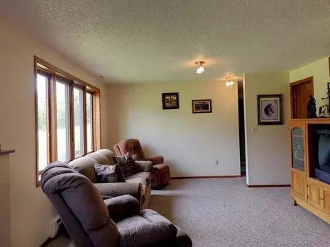 6620 Eric Ave, Bismarck, ND 58504 photo 25