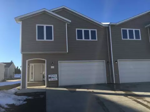 1746 Calgary Lp, Bismarck, ND 58503 photo 1