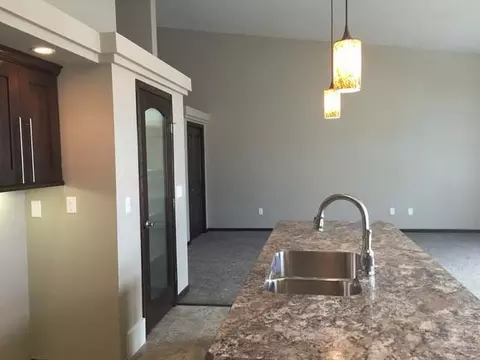 1746 Calgary Lp, Bismarck, ND 58503 photo 6