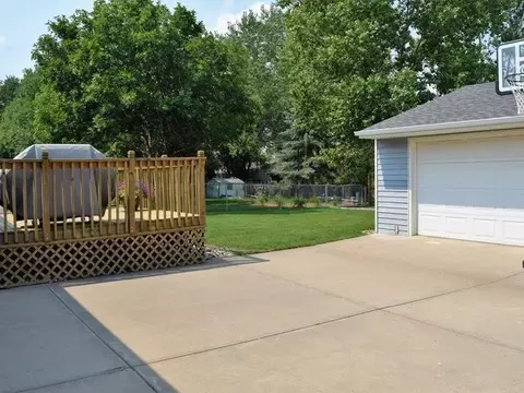 70 Custer Dr, Lincoln, ND 58504 photo 23
