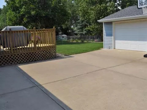 70 Custer Dr, Lincoln, ND 58504 photo 22