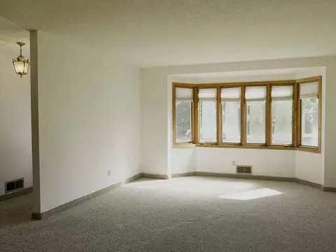 306 Nova Dr, Bismarck, ND 58503 photo 4